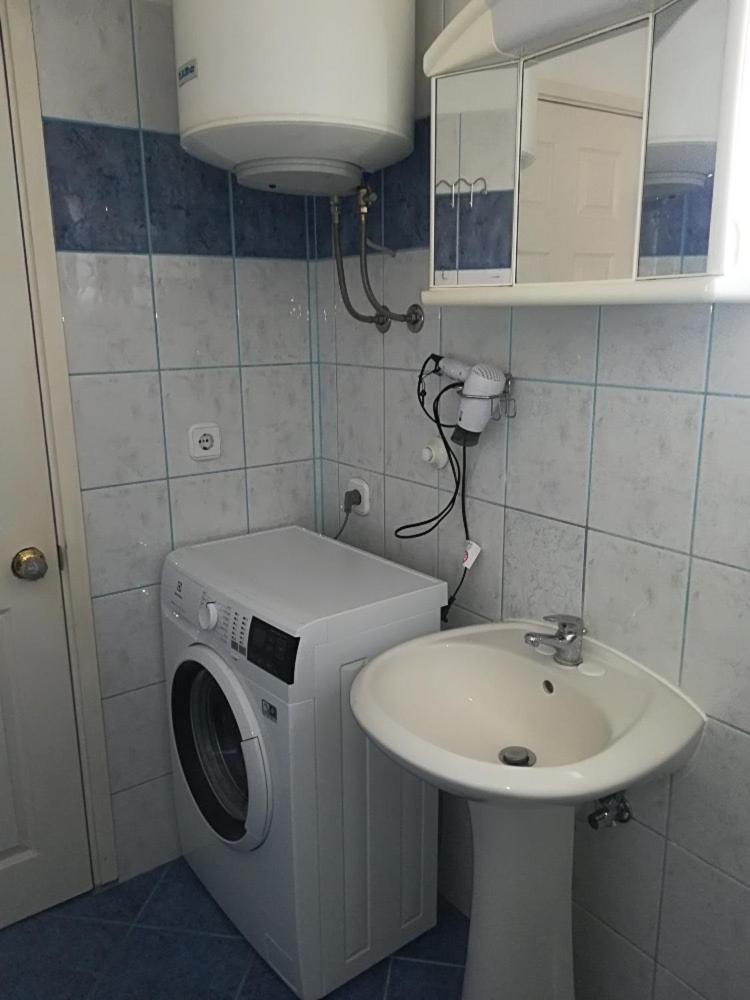 Apartment And Rooms Sidro ペトルチャネ エクステリア 写真
