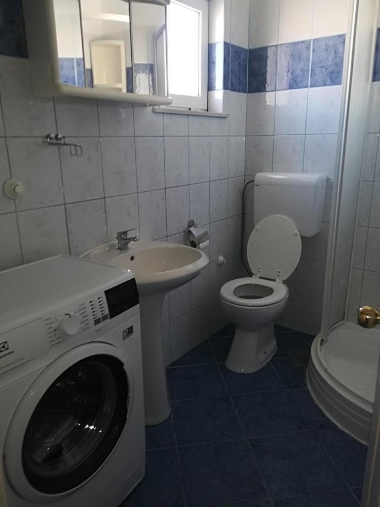Apartment And Rooms Sidro ペトルチャネ エクステリア 写真